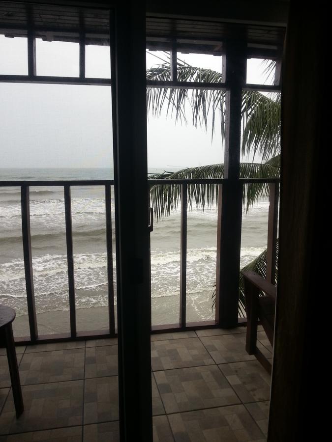 La Delphina Bed And Breakfast Bar And Grill La Ceiba Dış mekan fotoğraf